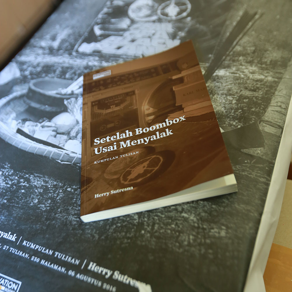 buku-boombox